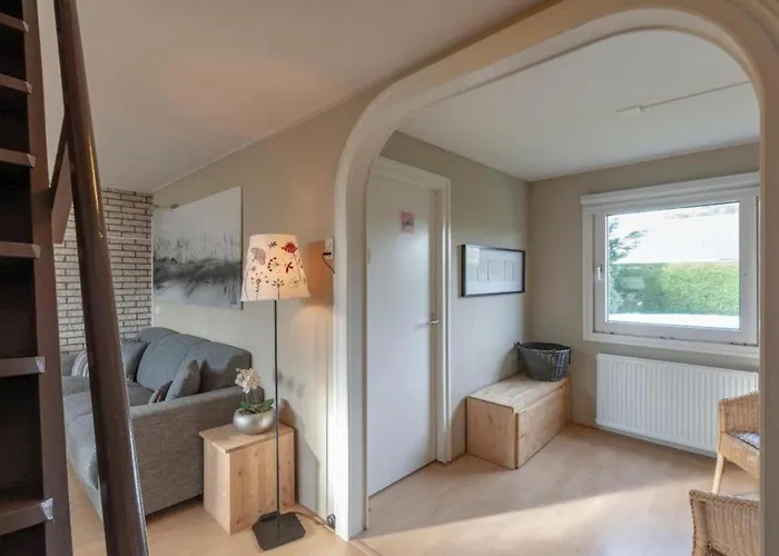 Attractive Near * Sint Maartensvlotbrug