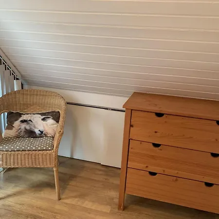 Nyaraló Attractive Near Sint Maartensvlotbrug