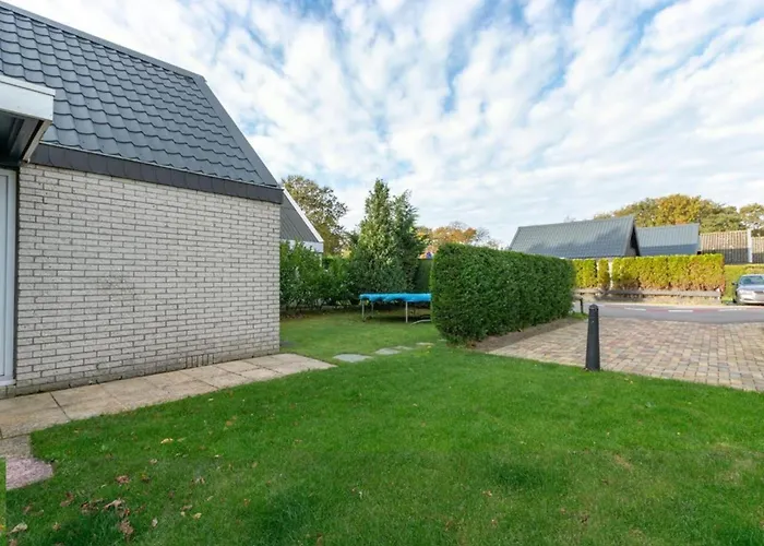 Attractive Near * Sint Maartensvlotbrug